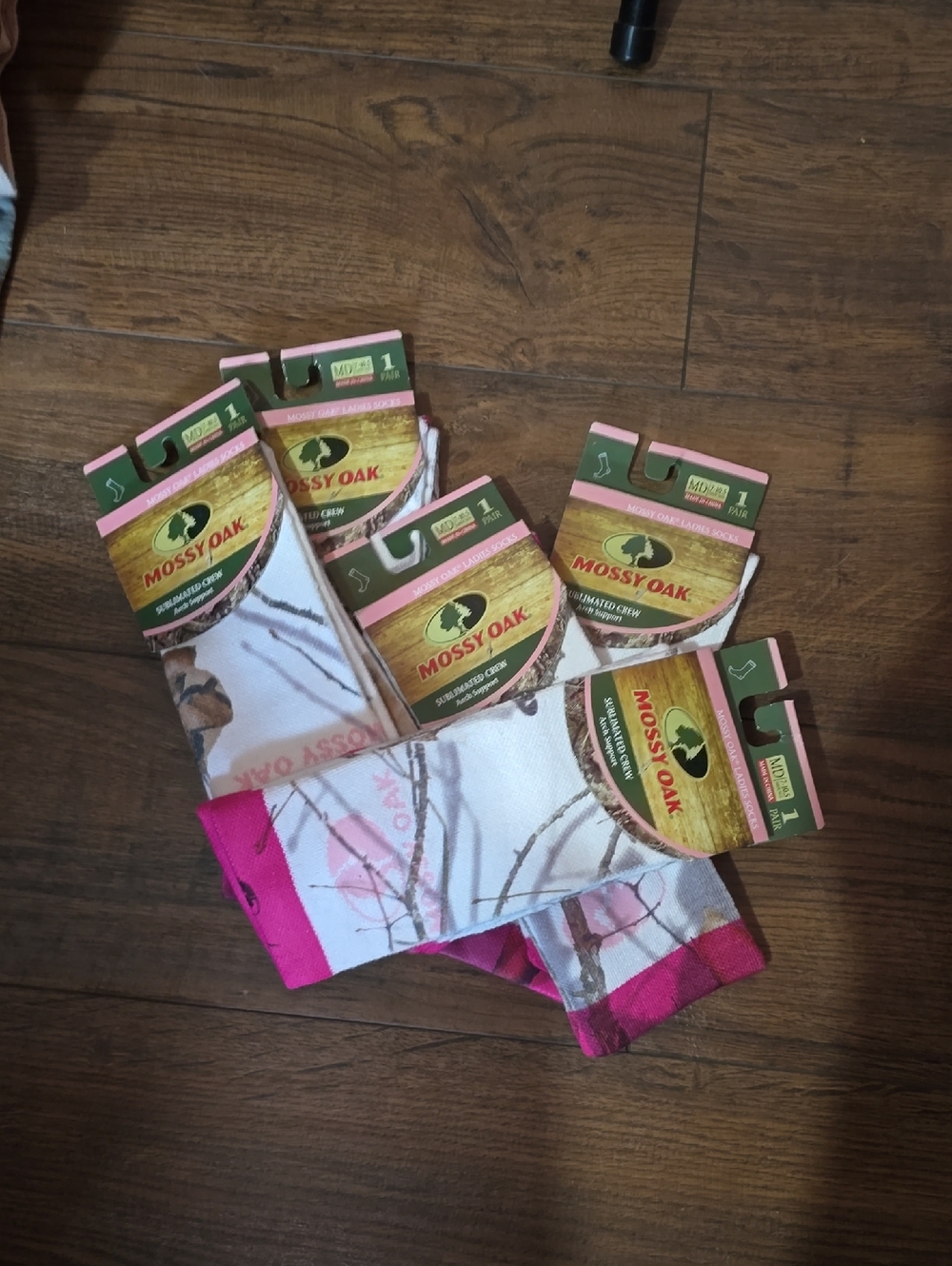 Mossy Oak Pink Camo Crew Socks - Women's Pack